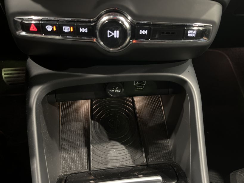 VOLVO XC40 2018 - Photo n°17