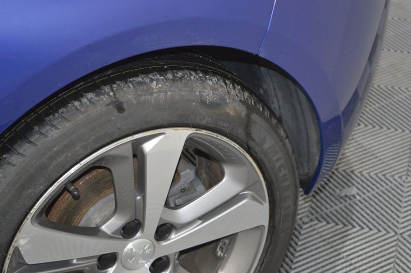 PEUGEOT 308 2020 - Photo n°2
