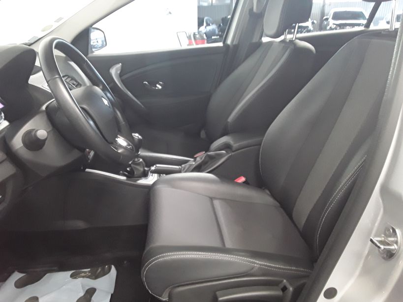 RENAULT MEGANE III ESTATE BUSINESS 2014 - Photo n°15