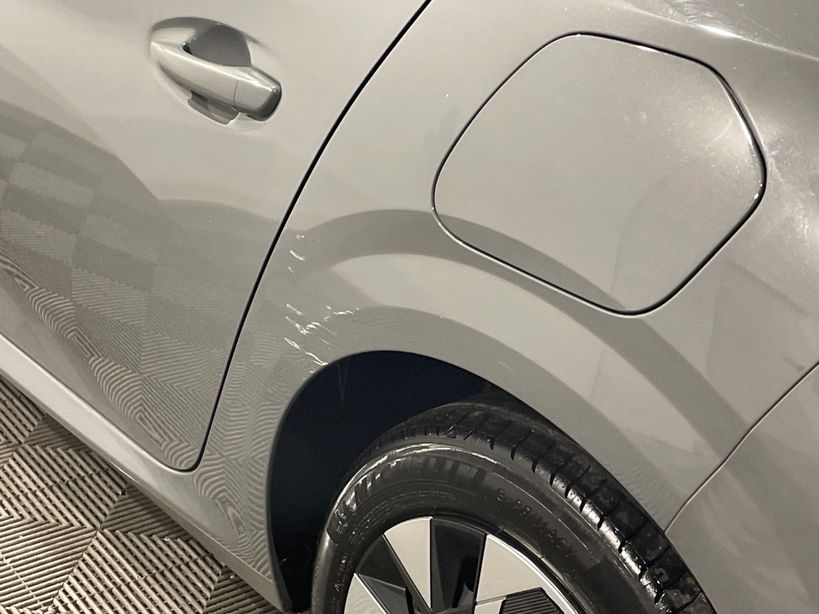 PEUGEOT 208 2024 - Photo n°3