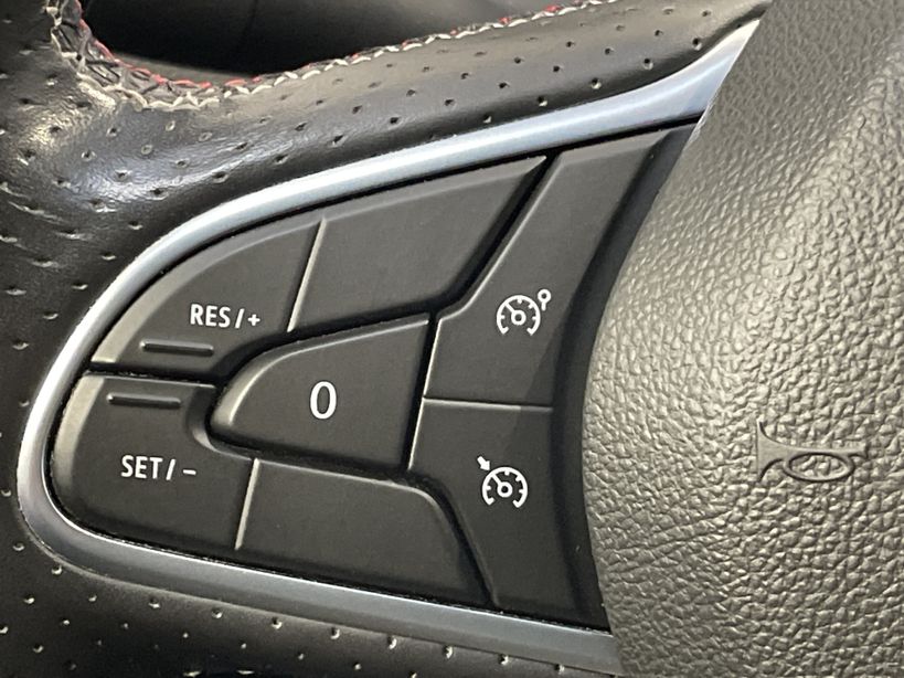 RENAULT MEGANE IV BERLINE 2021 - Photo n°23