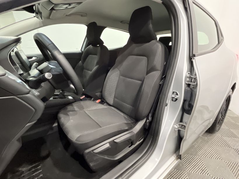 RENAULT CLIO V 2021 - Photo n°9