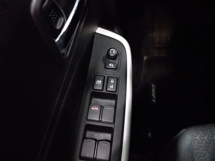 SUZUKI SWIFT 2019 - Photo n°17