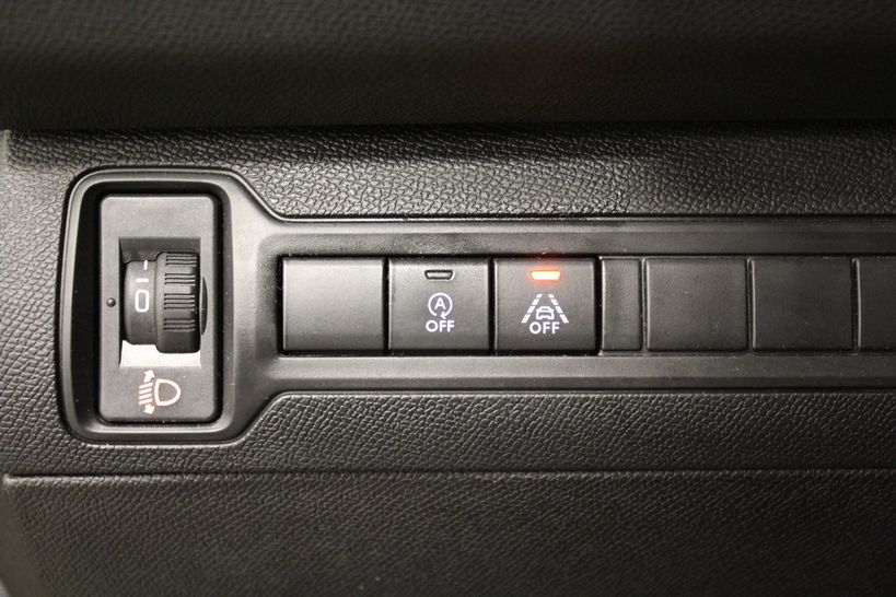 PEUGEOT 308 2018 - Photo n°29
