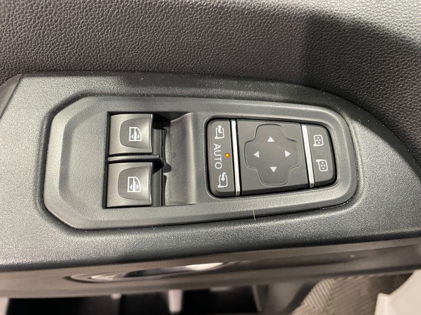 RENAULT TRAFIC FOURGON 2022 - Photo n°18
