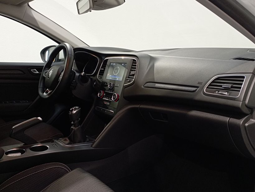 RENAULT MEGANE IV BERLINE BUSINESS 2019 - Photo n°11