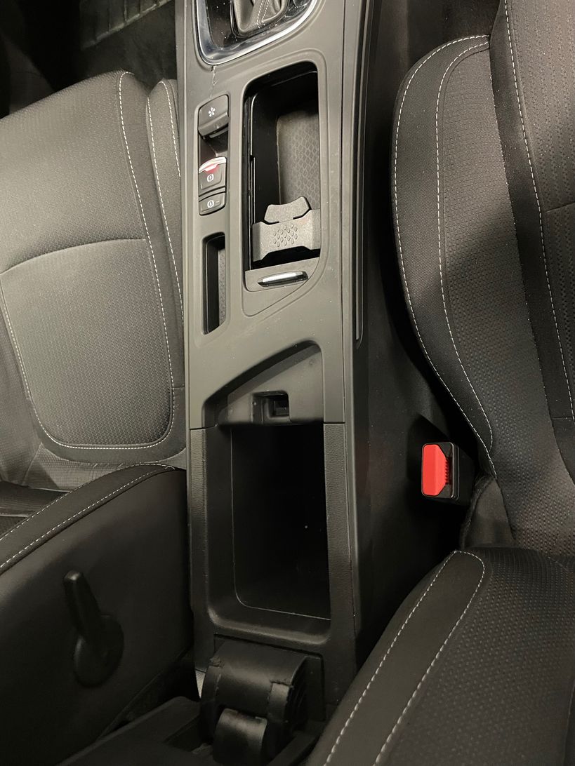 RENAULT MEGANE IV ESTATE 2021 - Photo n°27