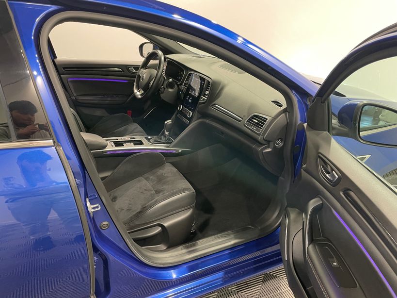 RENAULT MEGANE IV BERLINE 2022 - Photo n°31