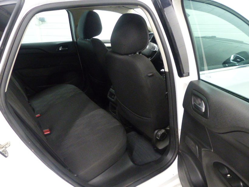 CITROEN C4 2015 - Photo n°8
