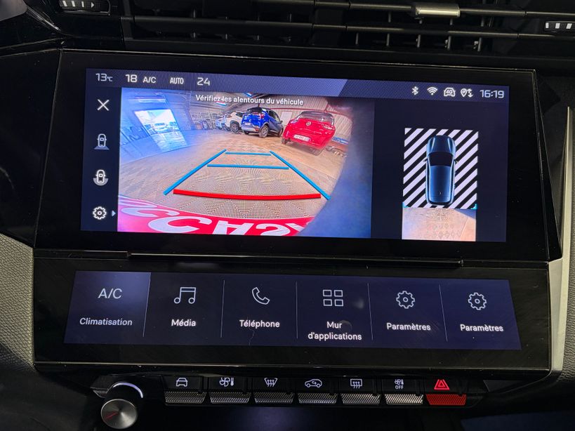 PEUGEOT 308 2023 - Photo n°24