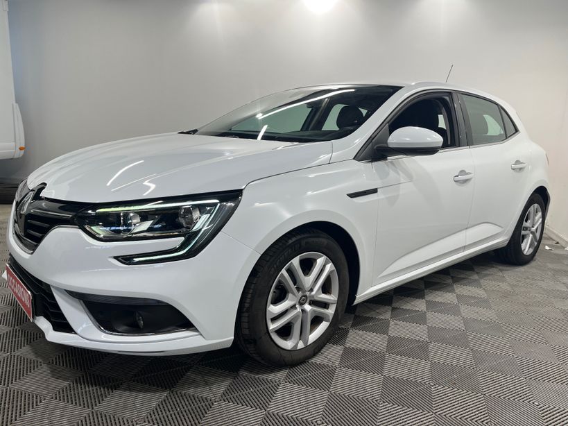 RENAULT MEGANE IV BERLINE BUSINESS 2020 - Photo n°1