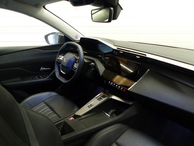 PEUGEOT 308 2023 - Photo n°6
