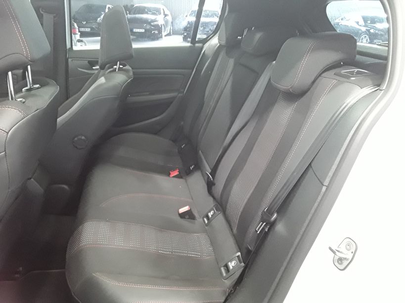 PEUGEOT 308 2019 - Photo n°10