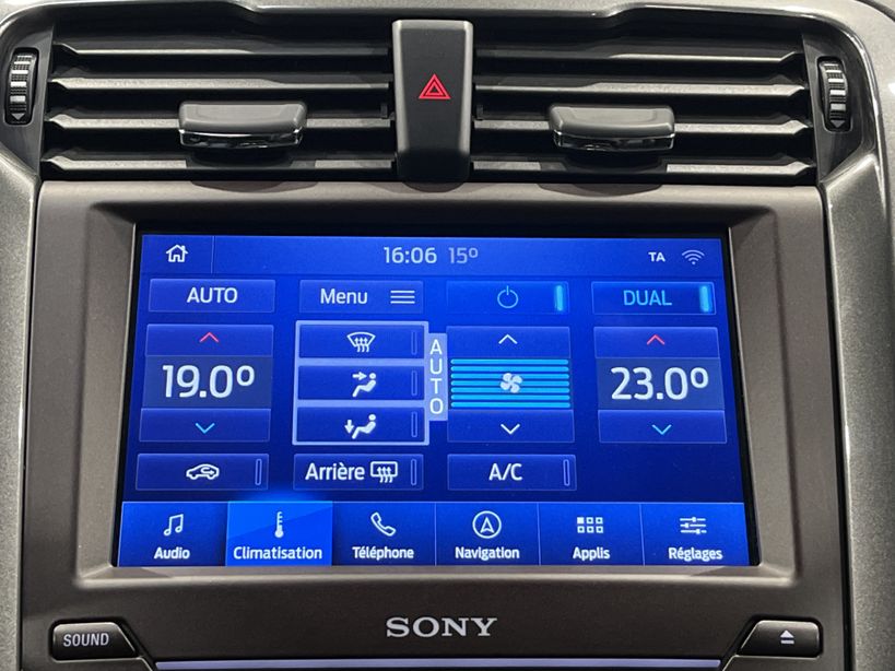 FORD MONDEO SW 2020 - Photo n°15