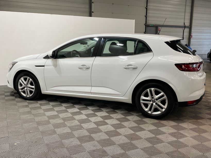 RENAULT MEGANE IV BERLINE BUSINESS 2020 - Photo n°26