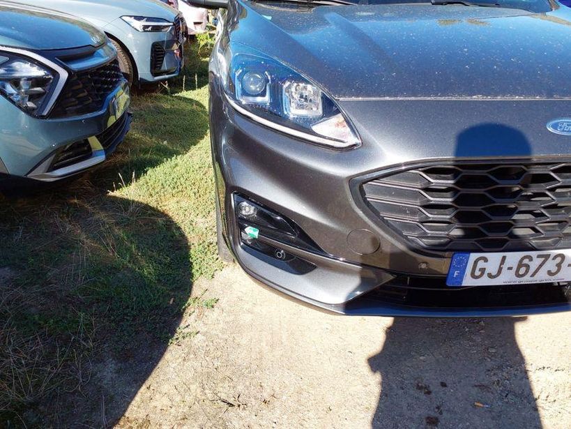 FORD KUGA 2022 - Photo n°9