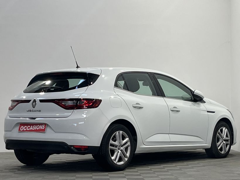 RENAULT MEGANE IV BERLINE BUSINESS 2019 - Photo n°3