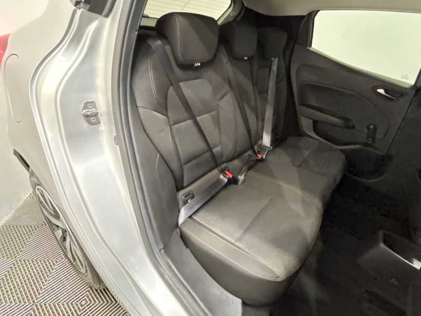 RENAULT CLIO V 2023 - Photo n°33