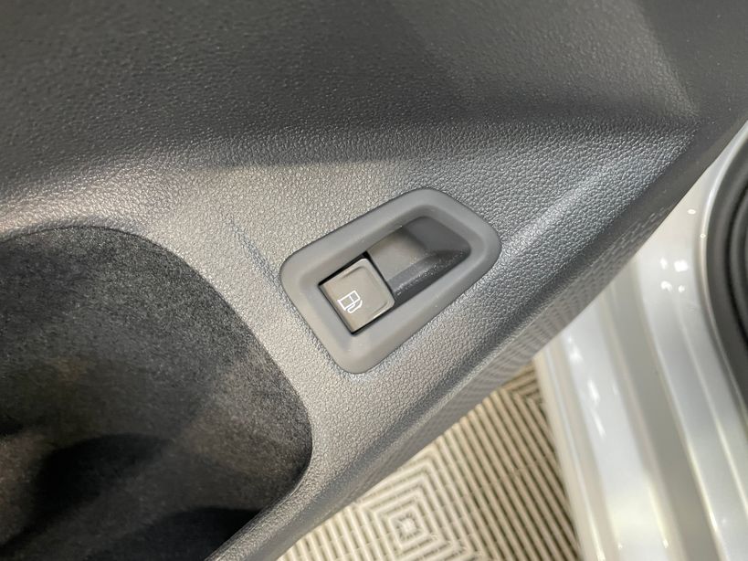 VOLKSWAGEN GOLF 2022 - Photo n°43