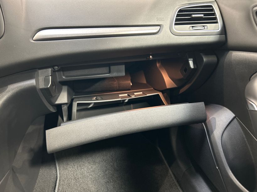 RENAULT MEGANE IV BERLINE 2023 - Photo n°24