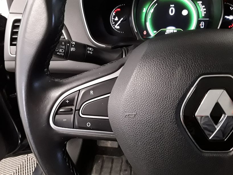RENAULT MEGANE IV BERLINE 2016 - Photo n°27