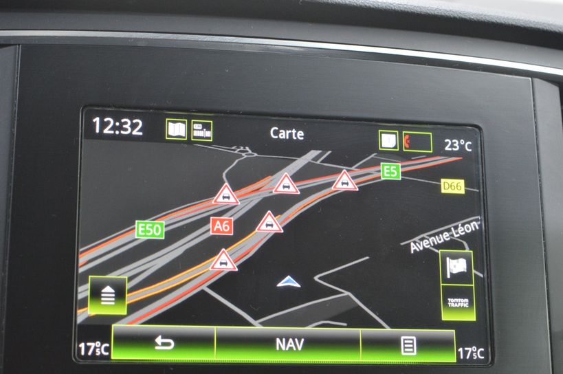 RENAULT MEGANE IV ESTATE 2019 - Photo n°13