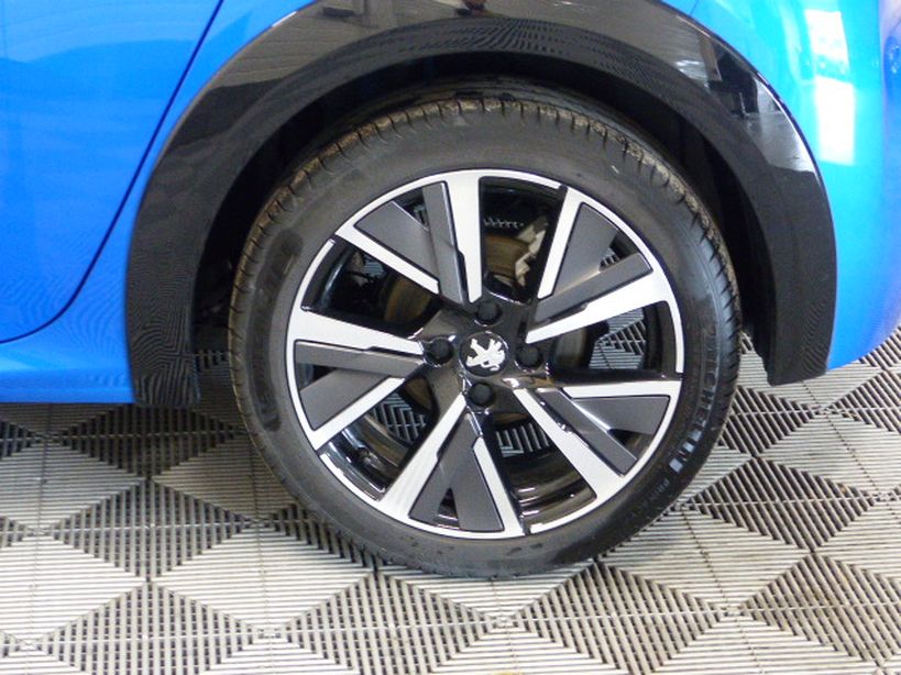 PEUGEOT 208 2019 - Photo n°23