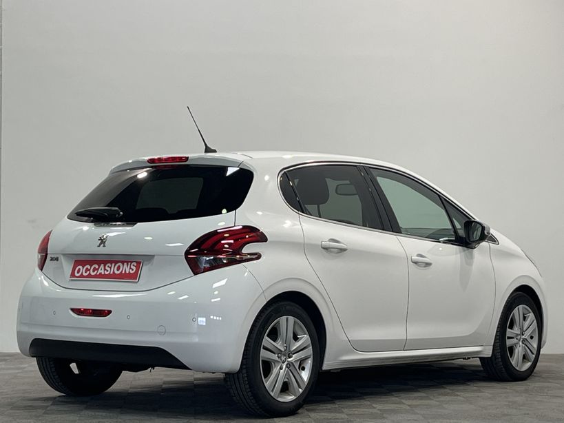 PEUGEOT 208 BUSINESS 2019 - Photo n°3