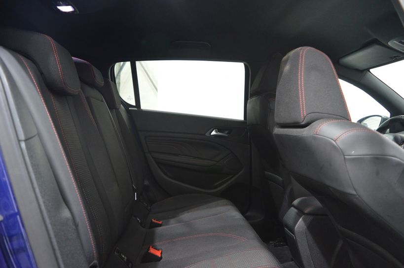 PEUGEOT 308 2020 - Photo n°6