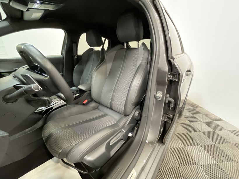 PEUGEOT 208 2023 - Photo n°9