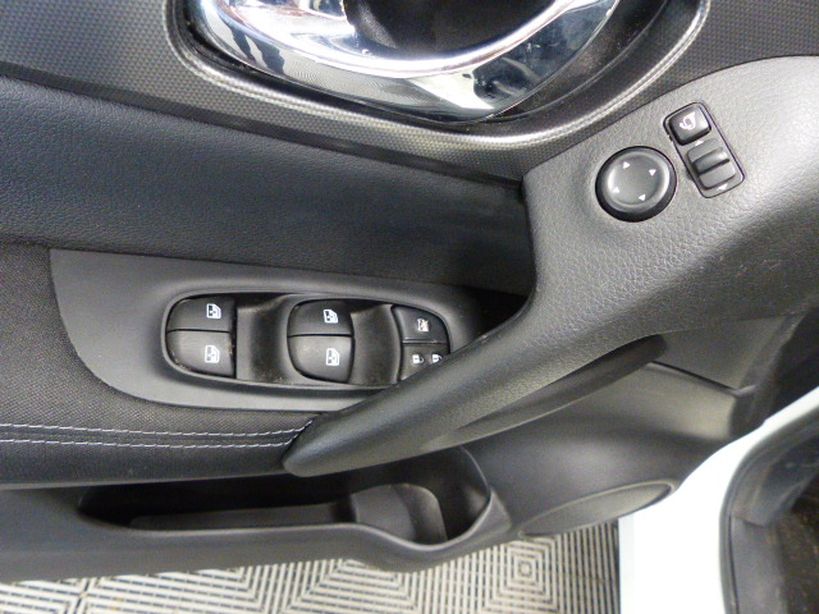 NISSAN QASHQAI 2018 - Photo n°16