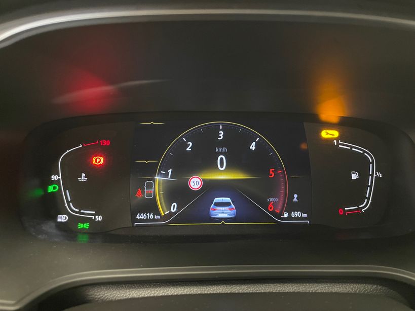 RENAULT MEGANE IV BERLINE 2021 - Photo n°15
