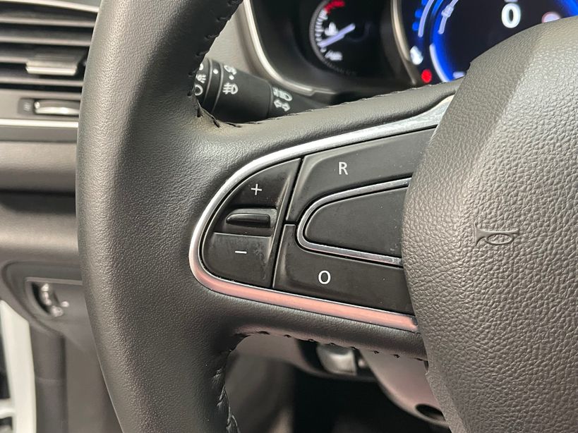 RENAULT MEGANE IV BERLINE BUSINESS 2020 - Photo n°21