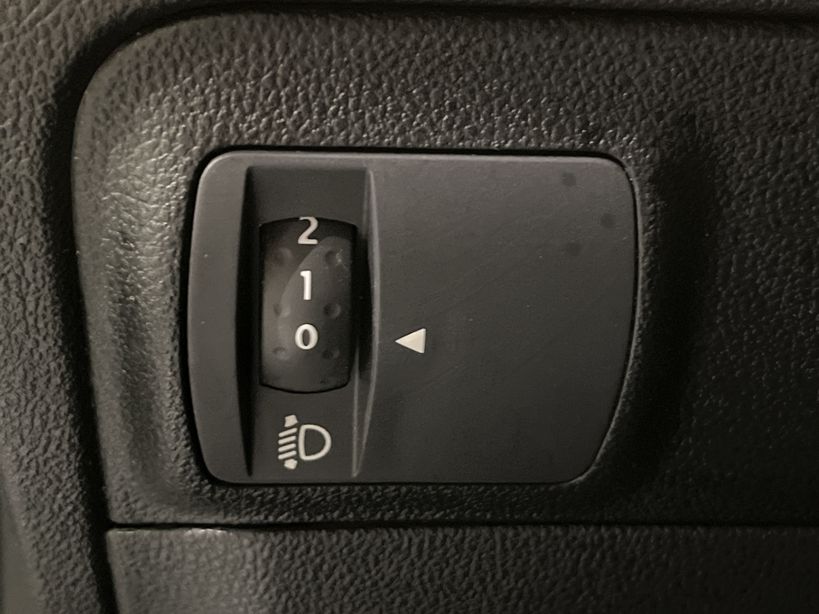 RENAULT MEGANE IV ESTATE 2019 - Photo n°35