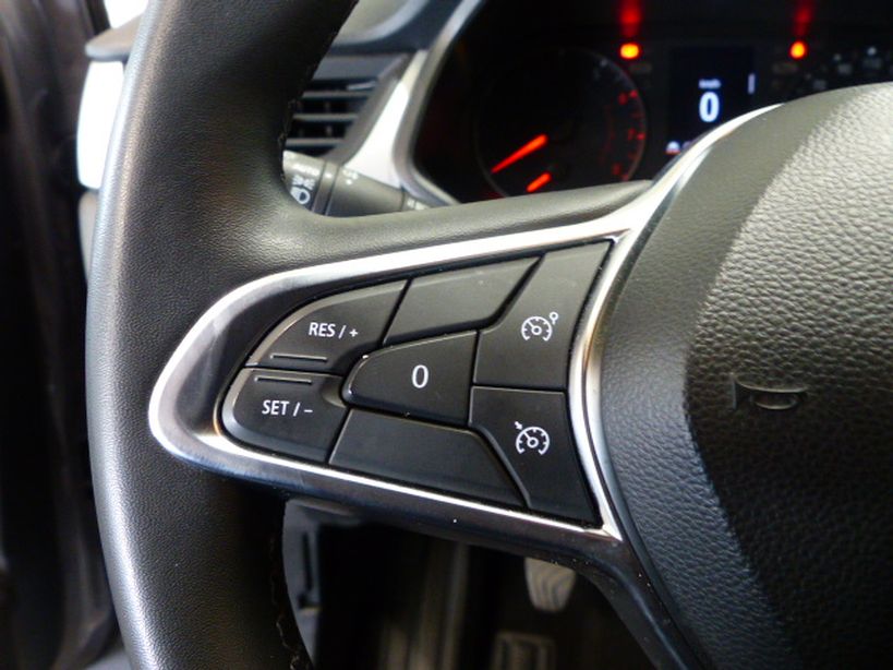 RENAULT CAPTUR 2021 - Photo n°18