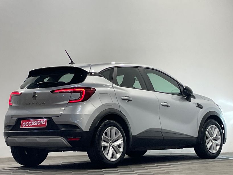 RENAULT CAPTUR 2022 - Photo n°4