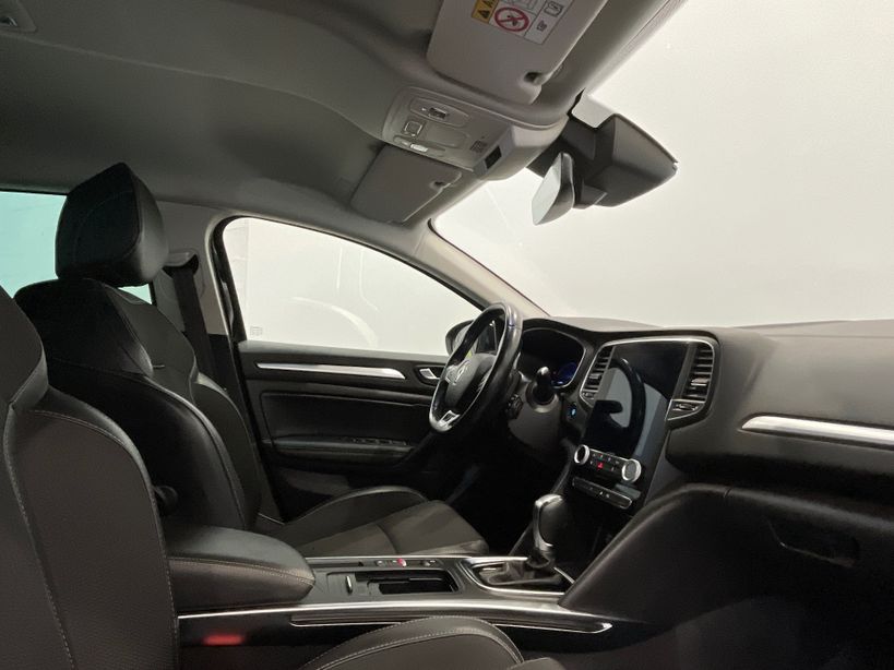 RENAULT MEGANE IV BERLINE 2021 - Photo n°22