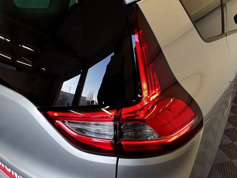 RENAULT GRAND SCENIC IV 2019 - Photo n°8