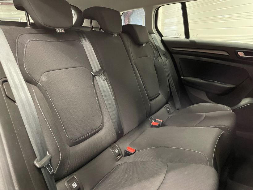 RENAULT MEGANE IV ESTATE 2022 - Photo n°12