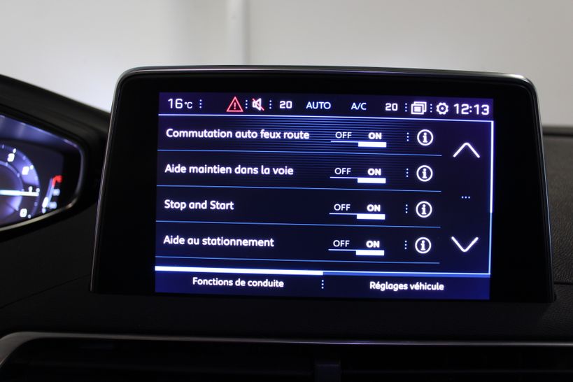 PEUGEOT 3008 2019 - Photo n°19