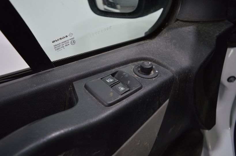 RENAULT TRAFIC FOURGON 2017 - Photo n°20