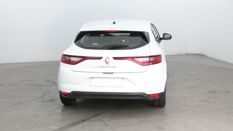 RENAULT MEGANE IV BERLINE BUSINESS 2019 - Photo n°4