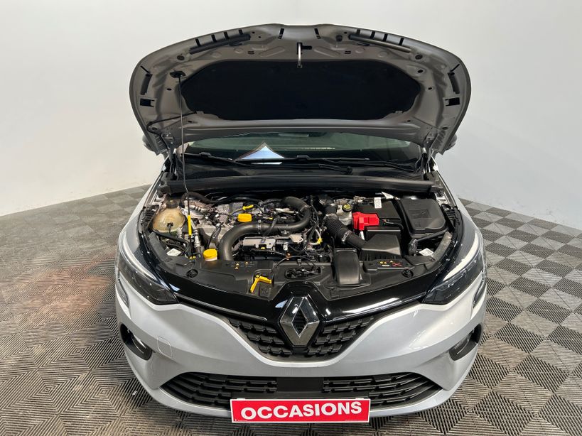 RENAULT CLIO V 2023 - Photo n°9