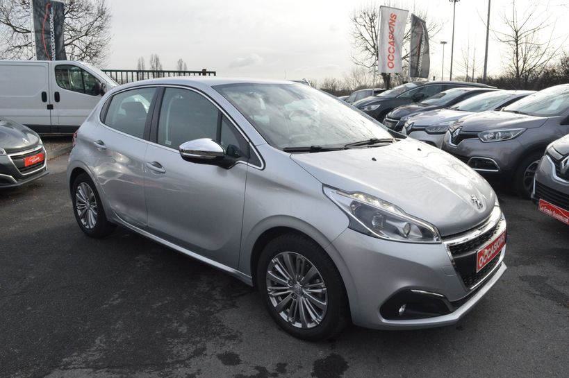 PEUGEOT 208 2018 - Photo n°4