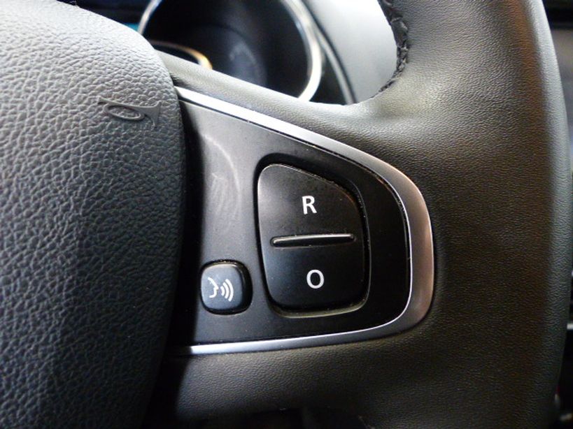 RENAULT CLIO IV 2018 - Photo n°18
