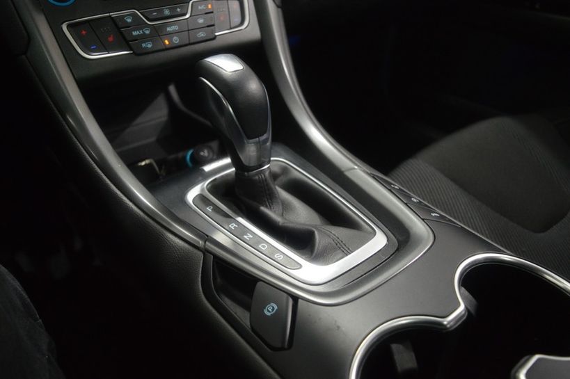 FORD MONDEO 2018 - Photo n°19