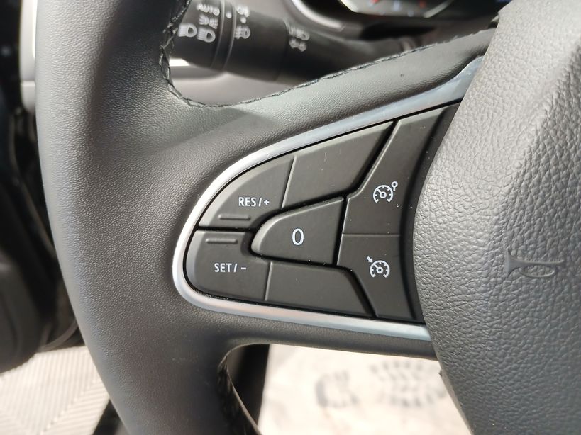 RENAULT MEGANE IV BERLINE 2021 - Photo n°27