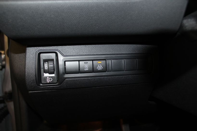 PEUGEOT 308 2019 - Photo n°12
