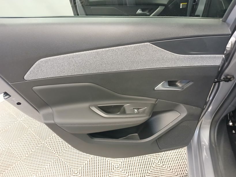 PEUGEOT 308 2024 - Photo n°19