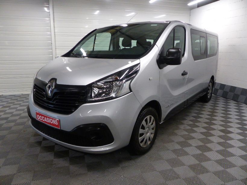 RENAULT TRAFIC III COMBI 2016 - Photo n°1